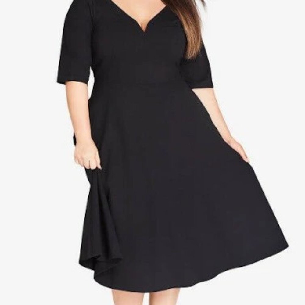 City Chic Plus Sweetheart neckline Fit and Flare Dress (size M/18)  Style 001428